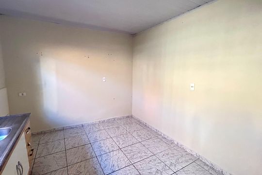 Cozinha de casa para alugar com 1 quarto, 45m² em Jardim Ipanema, Guarulhos