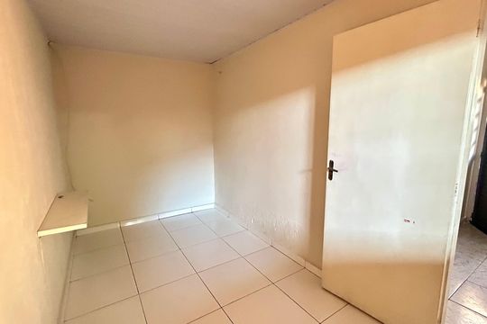 Sala de casa para alugar com 1 quarto, 45m² em Jardim Ipanema, Guarulhos