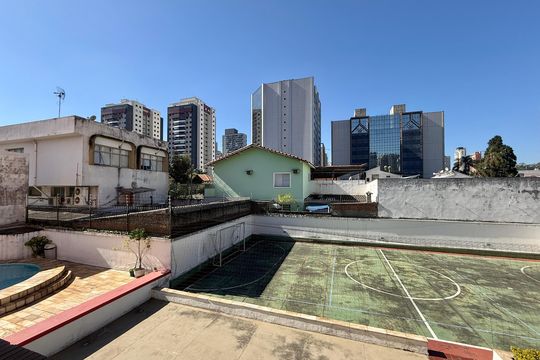 Vista de apartamento à venda com 2 quartos, 51m² em Santo Amaro, São Paulo