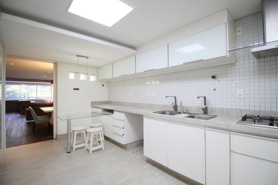 Apartamento à venda com 3 quartos, 141m² em Morumbi, São Paulo