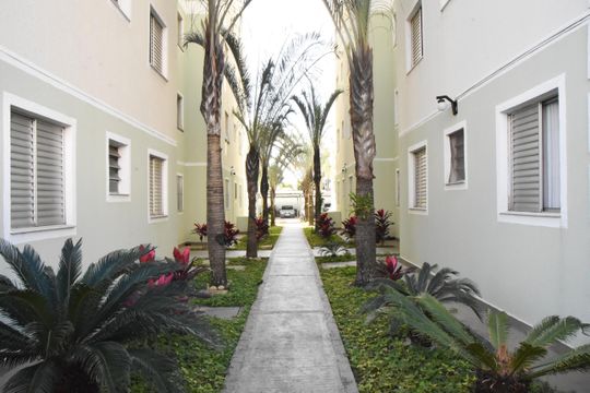 jardim entre blocos de apartamento para alugar com 2 quartos, 57m² em Ponte Sao Joao, Jundiaí