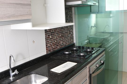 Cozinha pia de apartamento para alugar com 2 quartos, 57m² em Ponte Sao Joao, Jundiaí