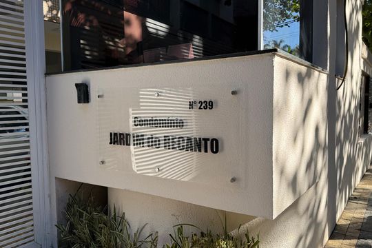 Fachada de apartamento para alugar com 3 quartos, 95m² em Tortuga, Guarujá