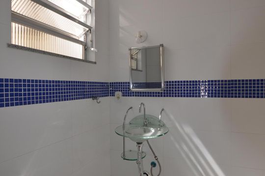Banheiro da Suíte 1 de casa à venda com 2 quartos, 120m² em Vila Valqueire, Rio de Janeiro