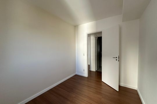 Quarto de apartamento para alugar com 2 quartos, 72m² em Bethaville I, Barueri
