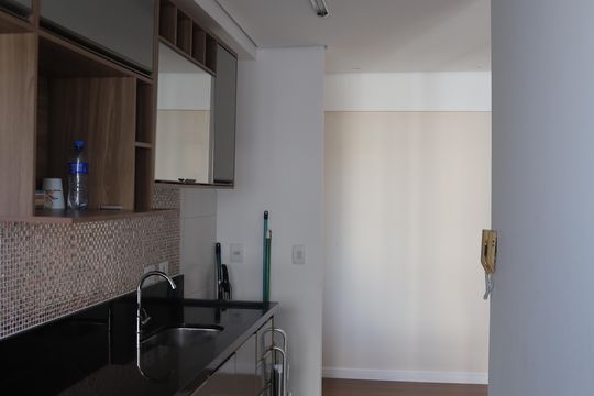 Cozinha de apartamento para alugar com 2 quartos, 72m² em Bethaville I, Barueri