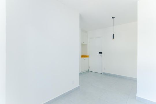 Sala de apartamento à venda com 2 quartos, 43m² em Vila Itapegica, Guarulhos