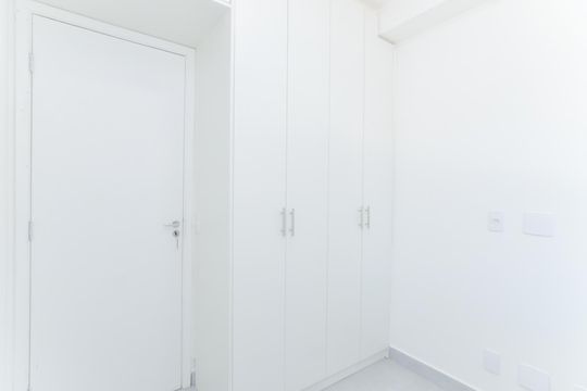 Quarto 1 de apartamento à venda com 2 quartos, 43m² em Vila Itapegica, Guarulhos