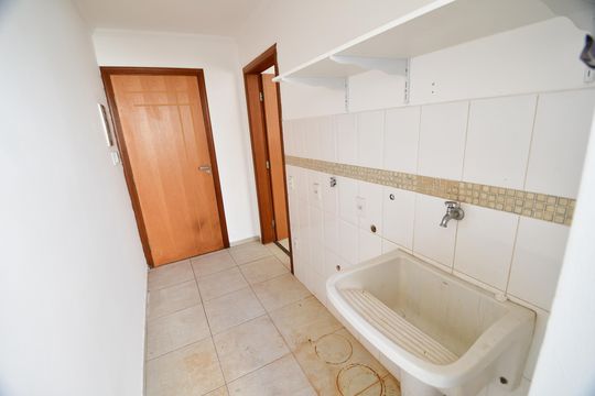 Área de Serviço de casa para alugar com 5 quartos, 200m² em Jardim do Sol, Campinas