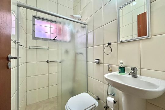 Banheiro Corredor de casa à venda com 3 quartos, 275m² em Vila da Saúde, São Paulo