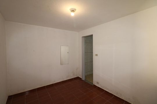 Quarto de casa para alugar com 1 quarto, 25m² em Piraporinha, Diadema