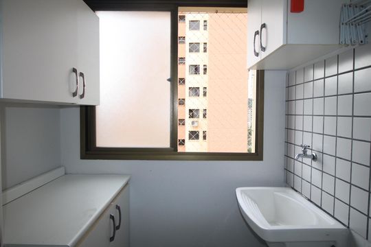 Area de serviço  de apartamento para alugar com 2 quartos, 60m² em Protásio Alves, Porto Alegre
