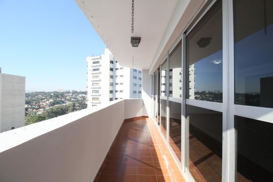 Varanda de apartamento para alugar com 3 quartos, 234m² em Paraisópolis, São Paulo