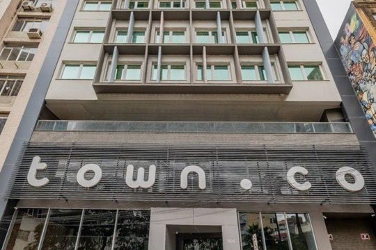 Fachada de apartamento para alugar com 1 quarto, 27m² em Centro Histórico, Porto Alegre
