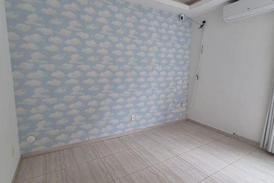 Casa de Condomínio à venda com 5 quartos, 300m² em Taquara, Rio de Janeiro