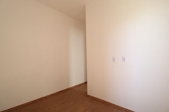 Quarto 2 de apartamento para alugar com 2 quartos, 55m² em Shopping Park, Uberlândia