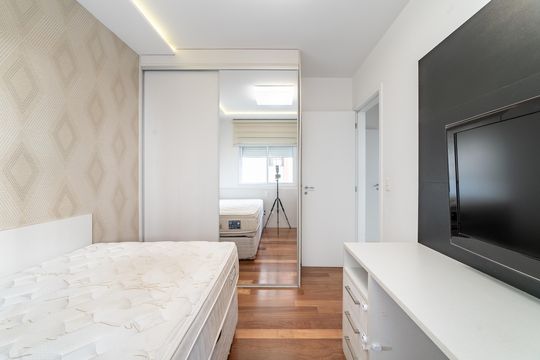 Quarto de apartamento para alugar com 3 quartos, 95m² em Vila Regente Feijó, São Paulo