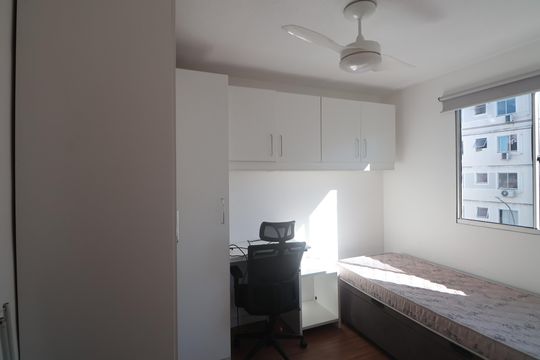 Quarto 2 de apartamento para alugar com 2 quartos, 49m² em São José, Canoas