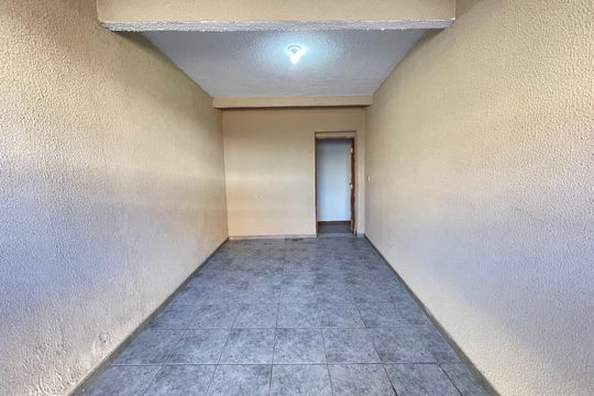 Garagem de casa para alugar com 2 quartos, 95m² em Jardim Raposo Tavares, São Paulo