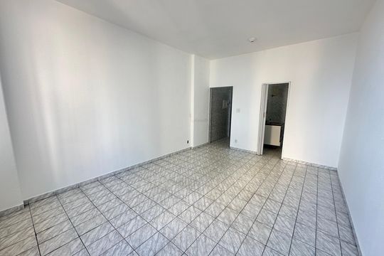 Kitnet de apartamento para alugar com 1 quarto, 28m² em Itararé, São Vicente