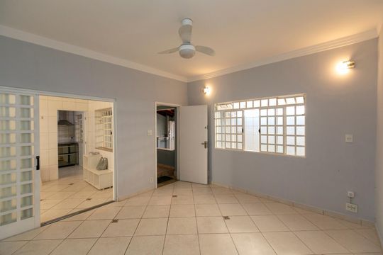 Casa à venda com 3 quartos, 150m² em Bonfim, Campinas