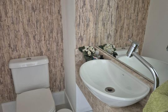 Banheiro de apartamento à venda com 1 quarto, 87m² em Jardim Leonor, São Paulo
