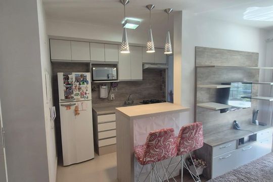 Cozinha de apartamento à venda com 1 quarto, 87m² em Jardim Leonor, São Paulo