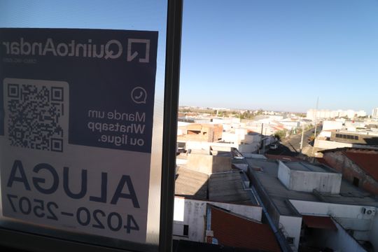Plaquinha de apartamento para alugar com 2 quartos, 50m² em Jardim Europa, Uberlândia