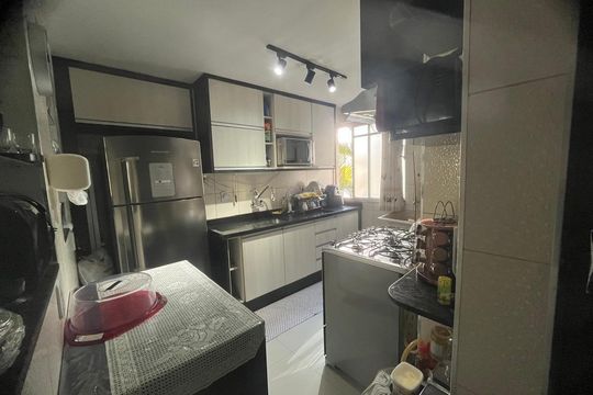 Cozinha de apartamento à venda com 2 quartos, 50m² em Conjunto Residencial José Bonifácio, São Paulo