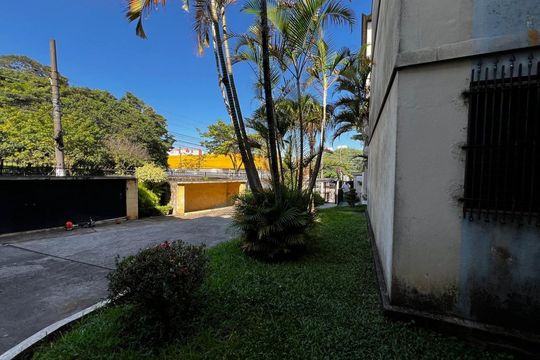 Garagem de apartamento à venda com 2 quartos, 50m² em Conjunto Residencial José Bonifácio, São Paulo