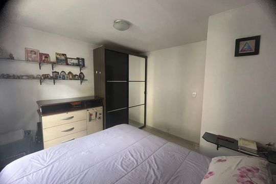 Quarto 1 de apartamento à venda com 2 quartos, 50m² em Conjunto Residencial José Bonifácio, São Paulo