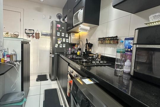 Cozinha de apartamento para alugar com 2 quartos, 45m² em Anil, Rio de Janeiro