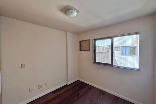 Quarto 2 de apartamento à venda com 4 quartos, 208m² em Recreio dos Bandeirantes, Rio de Janeiro