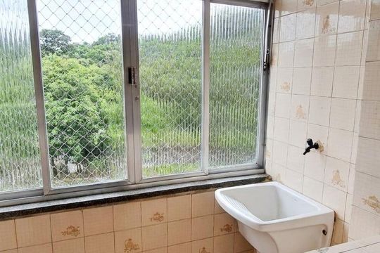 Área de serviço de apartamento para alugar com 2 quartos, 60m² em Cavalhada, Porto Alegre