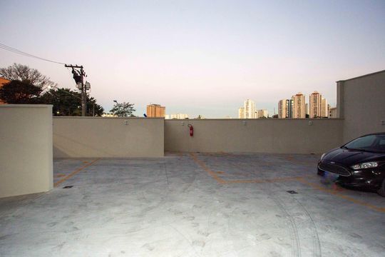 Garagem de apartamento para alugar com 2 quartos, 52m² em Centro, Diadema