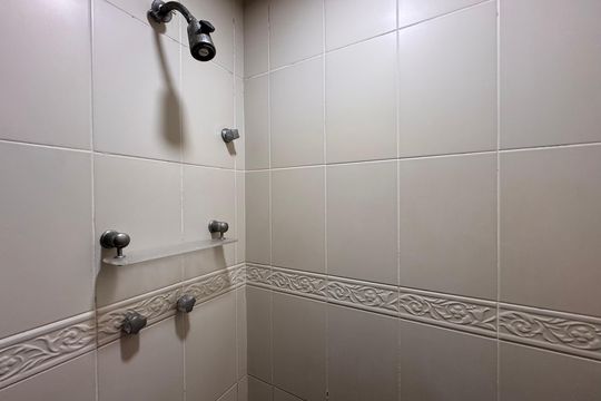 Suíte - Banheiro de apartamento para alugar com 2 quartos, 115m² em Recreio dos Bandeirantes, Rio de Janeiro