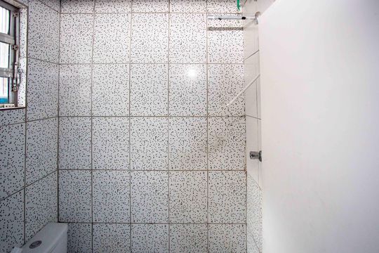 Banheiro Casa 2 de casa à venda com 3 quartos, 70m² em Jardim Miriam, São Paulo