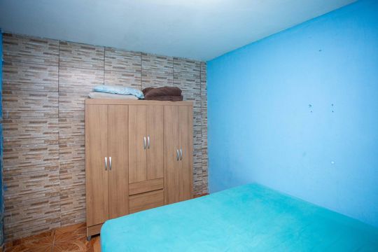 Quarto Casa 2 de casa à venda com 3 quartos, 70m² em Jardim Miriam, São Paulo