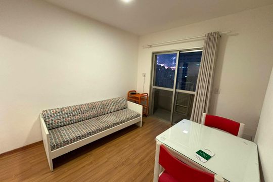 Sala de apartamento para alugar com 1 quarto, 40m² em Morro dos Ingleses, São Paulo