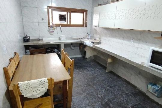 Cozinha de casa para alugar com 5 quartos, 460m² em Nonoai, Porto Alegre