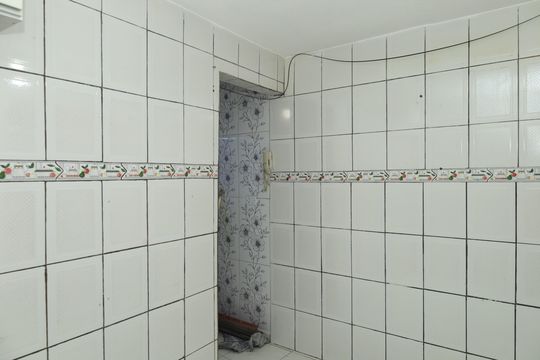 Cozinha de apartamento para alugar com 2 quartos, 54m² em Conjunto Habitacional Santa Etelvina Ii, São Paulo