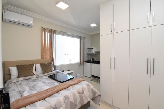 Kitnet/Studio para alugar com 1 quarto, 22m² em Centro, Curitiba