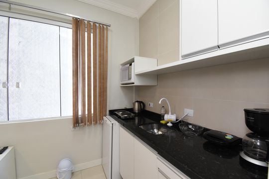 Studio de kitnet/studio para alugar com 1 quarto, 22m² em Centro, Curitiba