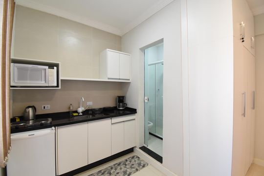 Studio de kitnet/studio para alugar com 1 quarto, 22m² em Centro, Curitiba
