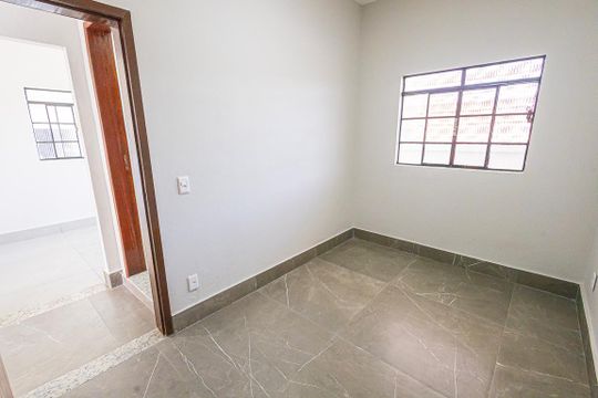 Casa para alugar com 3 quartos, 58m² em Candelária, Belo Horizonte