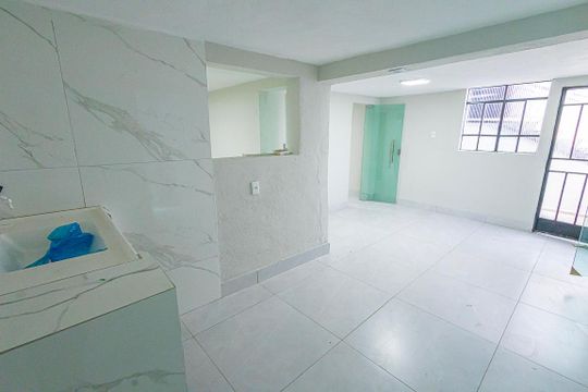 sala / cozinha de casa para alugar com 3 quartos, 55m² em Candelária, Belo Horizonte