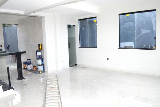 Sala de casa à venda com 3 quartos, 100m² em Jardim Vitoria, Belo Horizonte