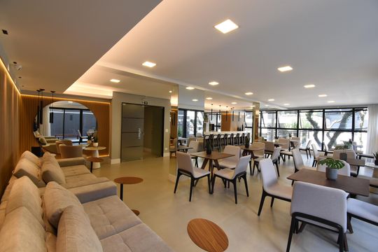 Área comum de apartamento à venda com 4 quartos, 164m² em Cabral, Curitiba