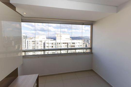 Varanda da Sala 1 de apartamento para alugar com 2 quartos, 70m² em Vila da Serra, Nova Lima