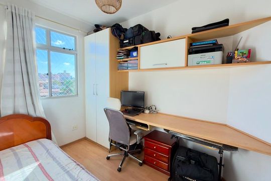 Apartamento à venda com 3 quartos, 150m² em Paraíso, Belo Horizonte